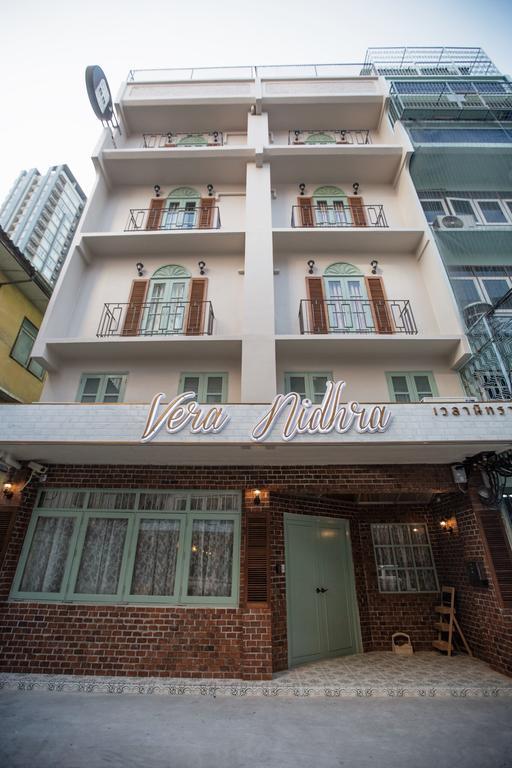 Vera Nidhra - Self Check-In After 6Pm Bangkok Exterior photo
